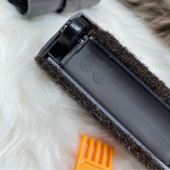 New Hard Floor Brush Head & Adapter for Dyson V6V7 V8 V10 V11 Vacuum Attachments - Picture 7 of 12